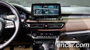 Kia Seltos Бензин 1.6 Turbo 4WD 2022 года из Южной Кореи