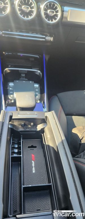 Mercedes-Benz GLB-Class GLB250 4MATIC 2021 года из Южной Кореи