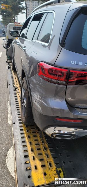 Mercedes-Benz GLB-Class GLB250 4MATIC 2021 года из Южной Кореи