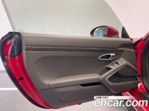 Porsche 718 4.0 GTS 2021 года из Южной Кореи