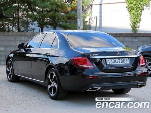 Mercedes-Benz E-Class E250 Avantgarde 2020 года из Южной Кореи