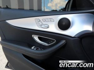 Mercedes-Benz E-Class E250 Avantgarde 2020 года из Южной Кореи