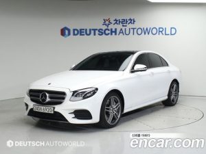 Mercedes-Benz E-Class E300 4MATIC AMG Line 2020 года из Южной Кореи