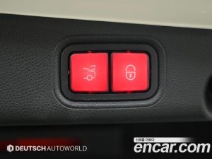 Mercedes-Benz E-Class E300 4MATIC AMG Line 2020 года из Южной Кореи
