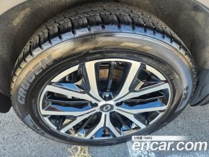 Renault-KoreaSamsung QM6 2.0 GDe RE Signature 2WD 2020 года из Южной Кореи