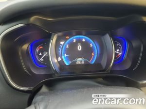 Renault-KoreaSamsung QM6 2.0 GDe LE Signature 2WD 2021 года из Южной Кореи