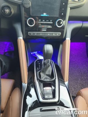 Renault-KoreaSamsung QM6 2.0 GDe LE Signature 2WD 2021 года из Южной Кореи