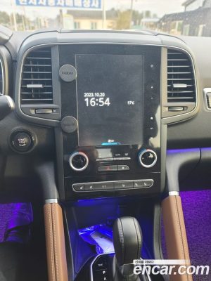 Renault-KoreaSamsung QM6 2.0 GDe LE Signature 2WD 2021 года из Южной Кореи