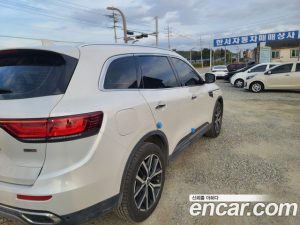 Renault-KoreaSamsung QM6 2.0 GDe LE Signature 2WD 2021 года из Южной Кореи