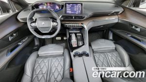 Peugeot 5008 1.2 Pure Tech GT 2023 года из Южной Кореи