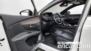 Peugeot 5008 1.2 Pure Tech GT 2023 года из Южной Кореи