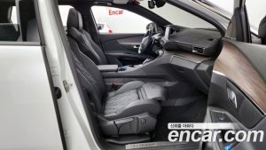 Peugeot 5008 1.2 Pure Tech GT 2023 года из Южной Кореи