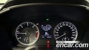 Hyundai Santafe Дизель 2.0 2WD 2020 года из Южной Кореи