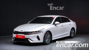 Kia K5 Signature 2021 года из Южной Кореи