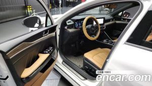 Kia K5 Signature 2021 года из Южной Кореи