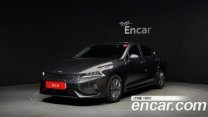 Kia K5 2020 года из Южной Кореи
