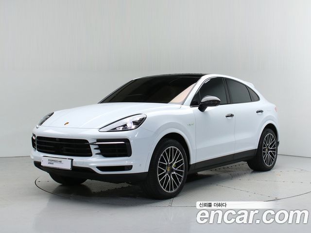 Porsche Cayenne 3.0 E-하이브리드 Coupe 2021 года из Кореи