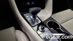 Genesis G70 Бензин 2.5T 2WD 2024 года из Южной Кореи