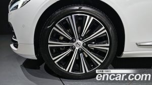 Volvo S90 B5 Inscription 2021 года из Южной Кореи