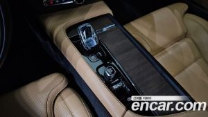 Volvo S90 B5 Inscription 2021 года из Южной Кореи