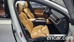 Volvo S90 B5 Inscription 2021 года из Южной Кореи