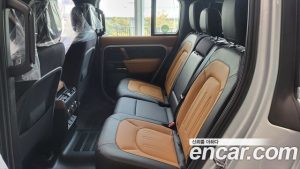 Land Rover Defender 110 P400 X 2023 года из Южной Кореи