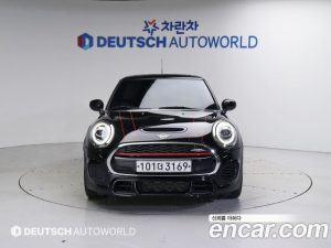 Mini Cooper JCW 2020 года из Южной Кореи