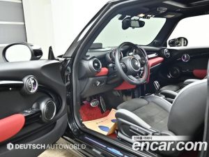 Mini Cooper JCW 2020 года из Южной Кореи