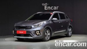 Kia Niro 1.6 HEV 2020 года из Южной Кореи