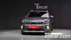 Kia Niro 1.6 HEV 2020 года из Южной Кореи