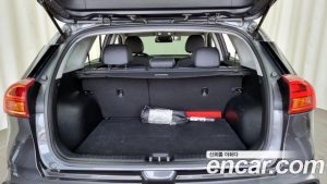 Kia Niro 1.6 HEV 2020 года из Южной Кореи