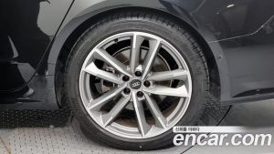 Audi A7 55 TFSI 4WD Premium 2020 года из Южной Кореи