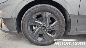 Hyundai AVANTE Modern 2021 года из Южной Кореи