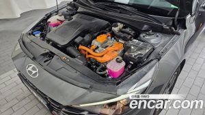 Hyundai AVANTE Modern 2021 года из Южной Кореи