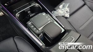Mercedes-Benz EQA EQA250 AMG LINE 2023 года из Южной Кореи