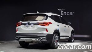 Kia Seltos Бензин 1.6 Turbo 4WD 2020 года из Южной Кореи