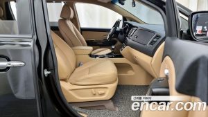 Kia Carnival 7-Seater Limousine 2020 года из Южной Кореи
