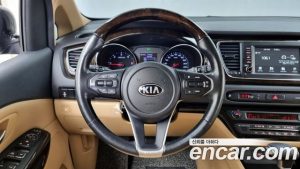 Kia Carnival 7-Seater Limousine 2020 года из Южной Кореи