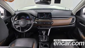 Kia Seltos Бензин 1.6 Turbo 2WD 2020 года из Южной Кореи