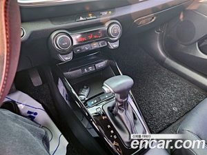 Kia Stonic 1.4 2020 года из Южной Кореи