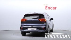Kia Niro 1.6 HEV 2020 года из Южной Кореи