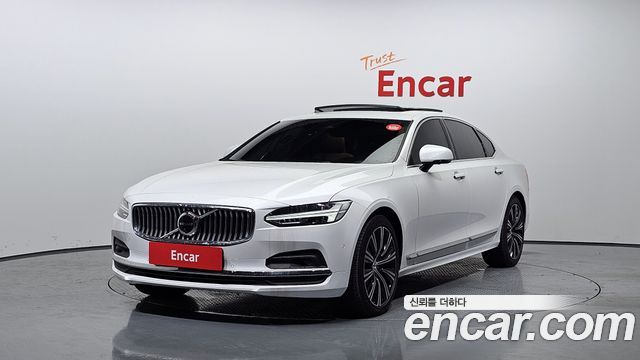 Volvo S90 B5 ULTIMATE Bright 2023 года из Кореи