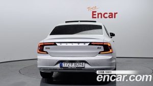 Volvo S90 B5 ULTIMATE Bright 2023 года из Южной Кореи