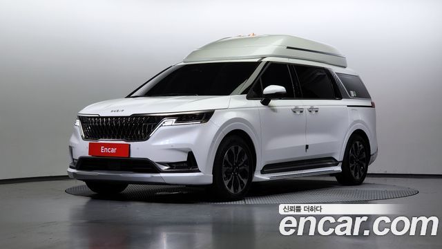 Kia Carnival Бензин 7-Seater HI-Limousine 2023 года из Кореи