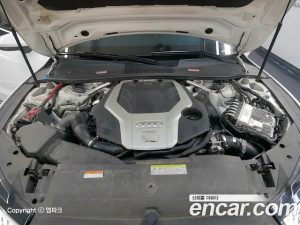 Audi A7 55 TFSI 4WD Premium 2020 года из Южной Кореи