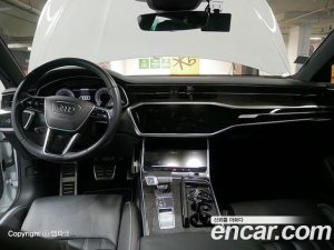 Audi A7 55 TFSI 4WD Premium 2020 года из Южной Кореи