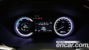 Kia Niro 1.6 HEV 2020 года из Южной Кореи
