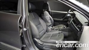 Kia Niro 1.6 HEV 2020 года из Южной Кореи