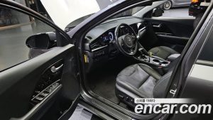 Kia Niro 1.6 HEV 2020 года из Южной Кореи