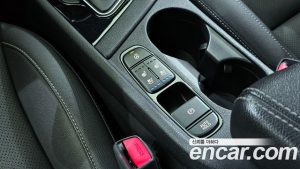 Kia Niro 1.6 HEV 2020 года из Южной Кореи